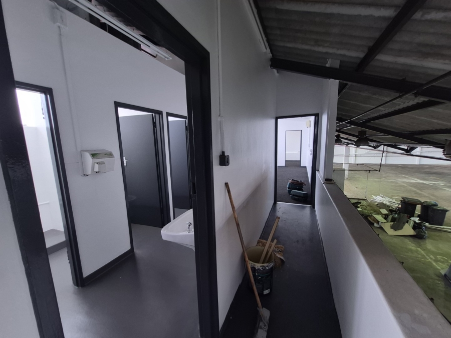 To Let Commercial Property for Rent in Paarden Eiland Western Cape